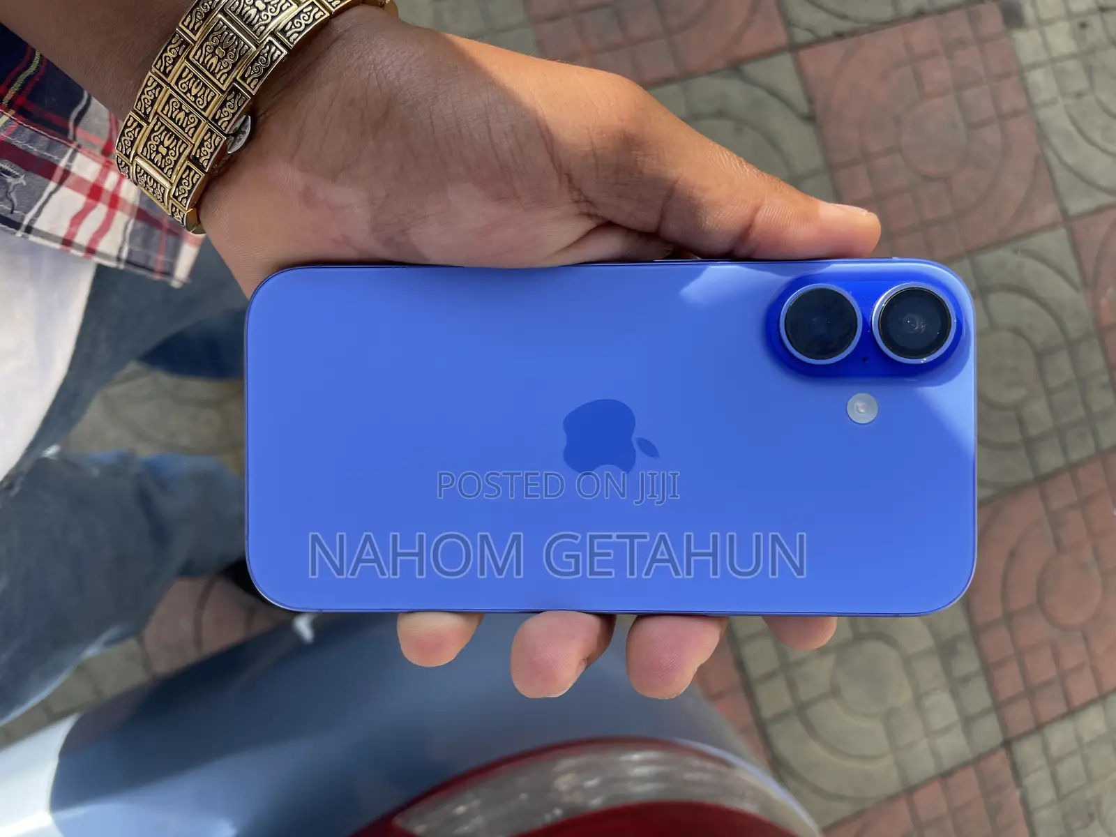 New Apple iPhone 16 128 GB Blue
