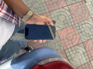 New Apple iPhone 16 128 GB Blue