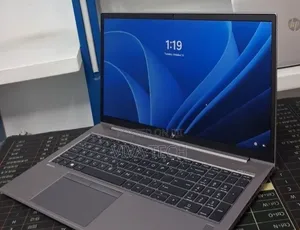 New Laptop HP ZBook Studio 16GB Intel Core i7 SSD 512GB