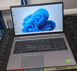 New Laptop HP ZBook Studio 16GB Intel Core i7 SSD 512GB