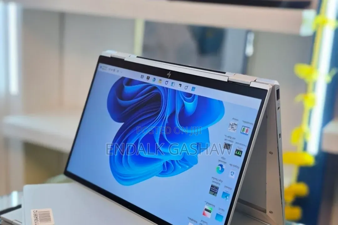 New Laptop HP EliteBook x360 1030 G8 16GB Intel Core i7 SSD 512GB