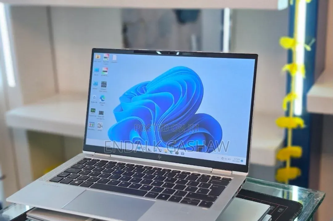 New Laptop HP EliteBook x360 1030 G8 16GB Intel Core i7 SSD 512GB
