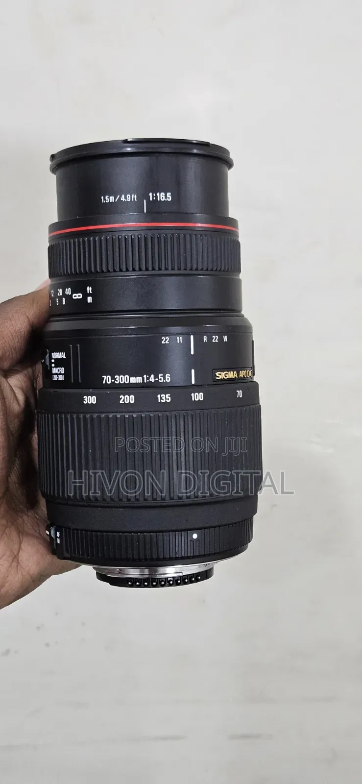 Sigma Redring 70-300mm Lens