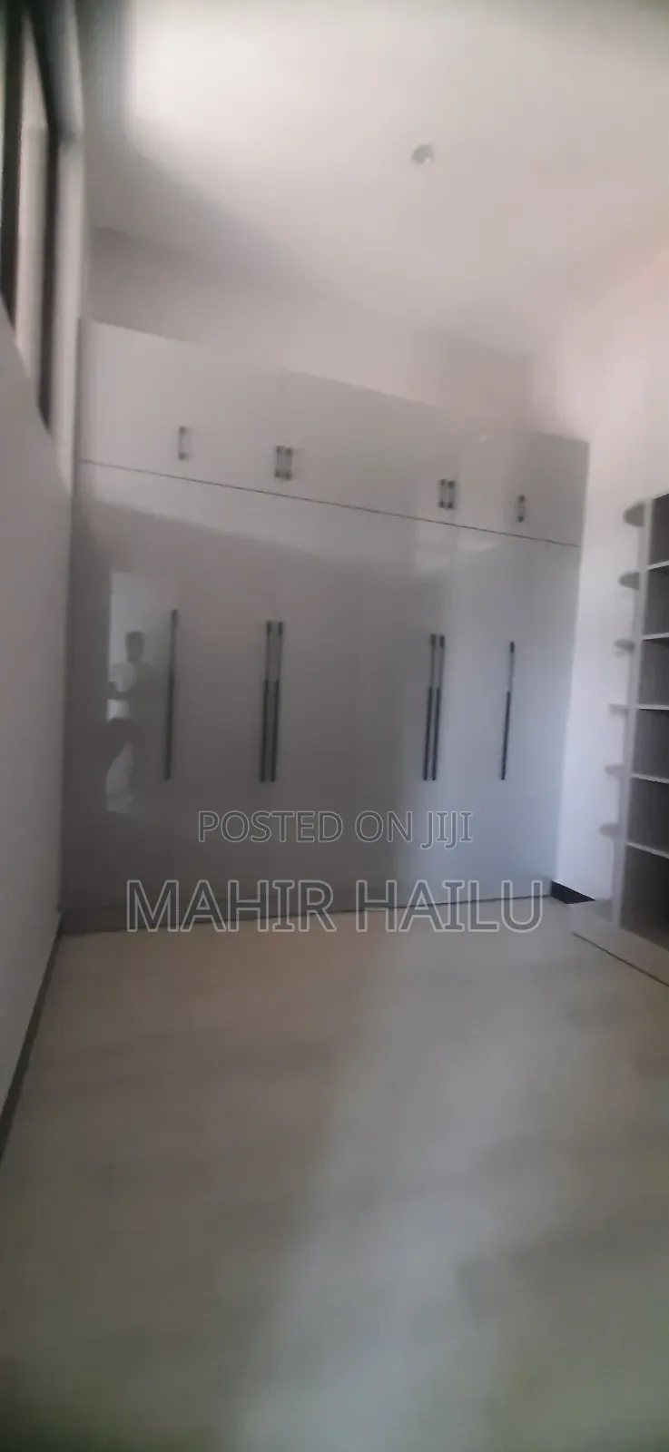 3bdrm Apartment in Gold, Bole for rent