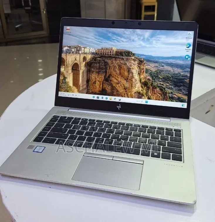 New Laptop HP EliteBook 840 G5 16GB Intel Core i7 SSD 512GB