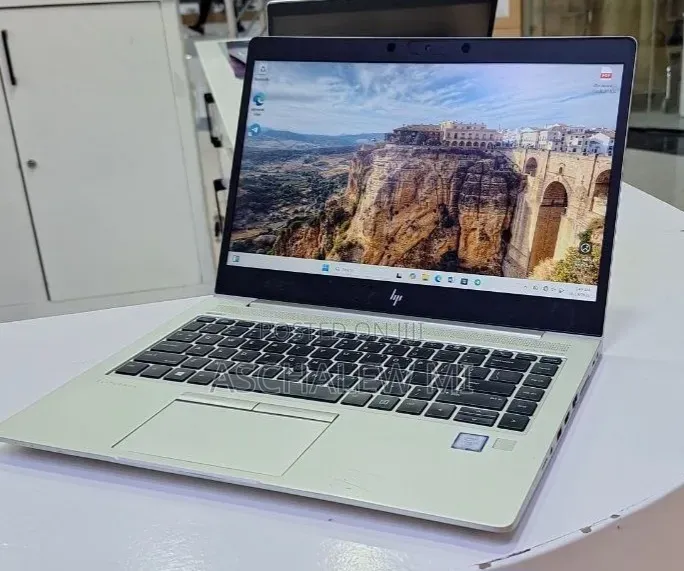 New Laptop HP EliteBook 840 G5 16GB Intel Core i7 SSD 512GB