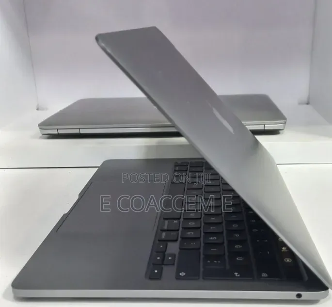 New Laptop Apple MacBook Pro 2021 M1 8GB Apple M1 SSD 256GB