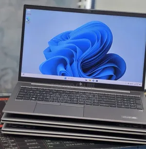 New Laptop HP ZBook Studio 16GB Intel Core i5 SSD 512GB