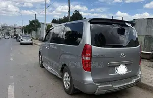 Hyundai Starex 2015 Grey