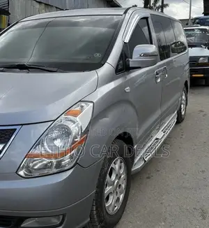 Hyundai Starex 2015 Grey