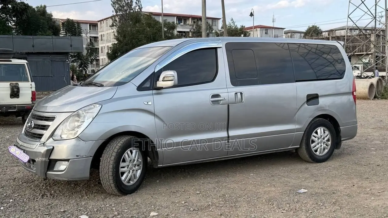 Hyundai Starex 2016 Grey