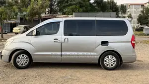Hyundai Starex 2016 Grey