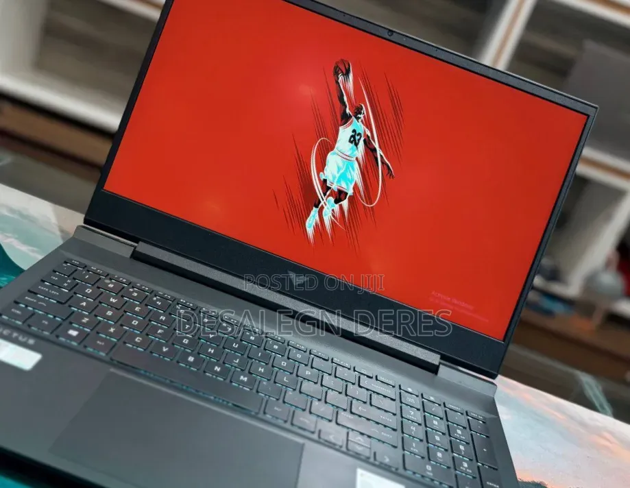 New Laptop HP Victus 15 16GB Intel Core i7 SSD 512GB