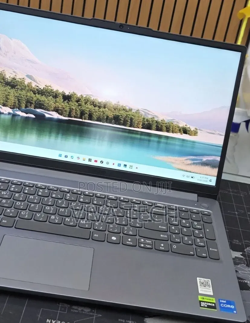 New Laptop Lenovo LOQ 15AHP10 12GB Intel Core i5 SSD 512GB