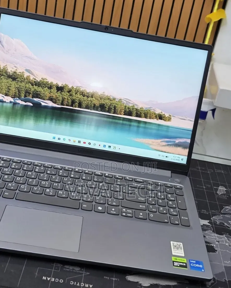 New Laptop Lenovo LOQ 15AHP10 12GB Intel Core i5 SSD 512GB