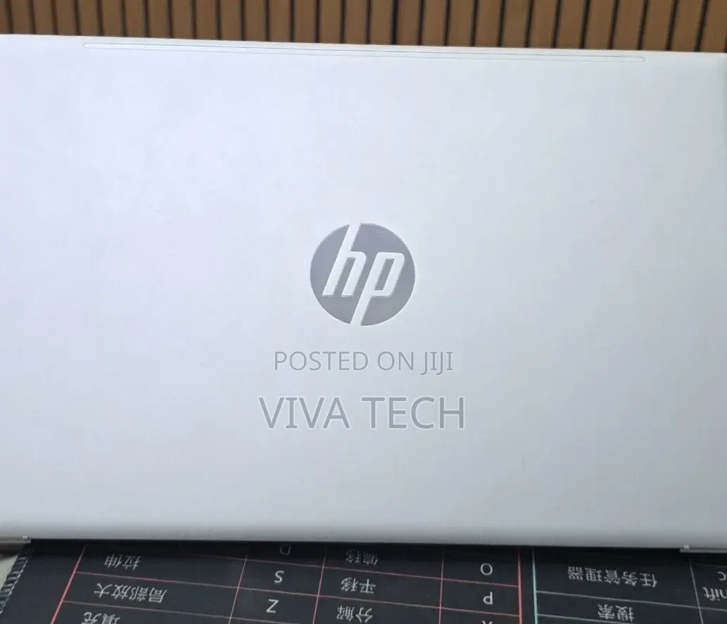 New Laptop HP Pavilion 14 8GB Intel Core i5 SSD 512GB