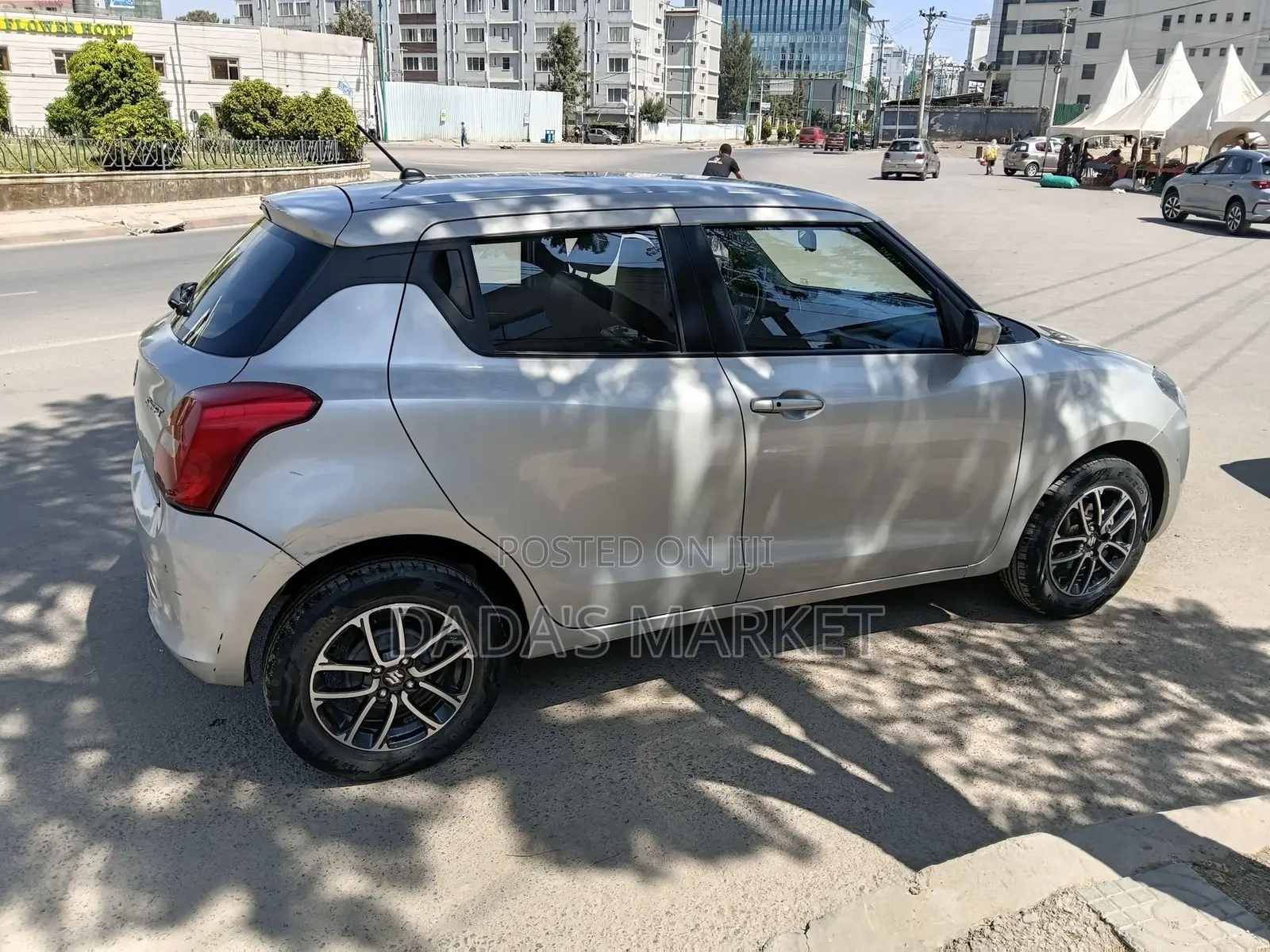 Suzuki Swift 2022 Silver