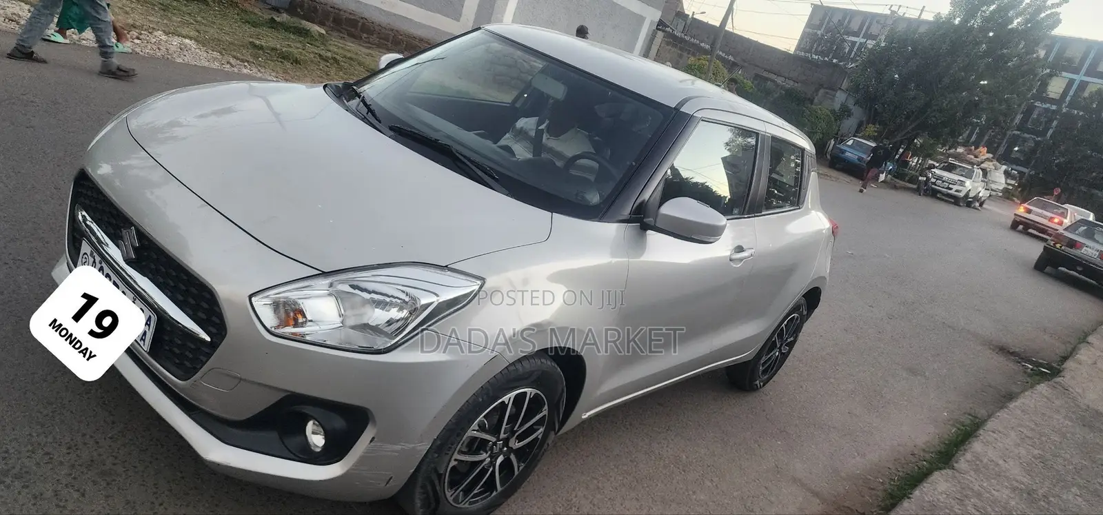Suzuki Swift 2022 Silver