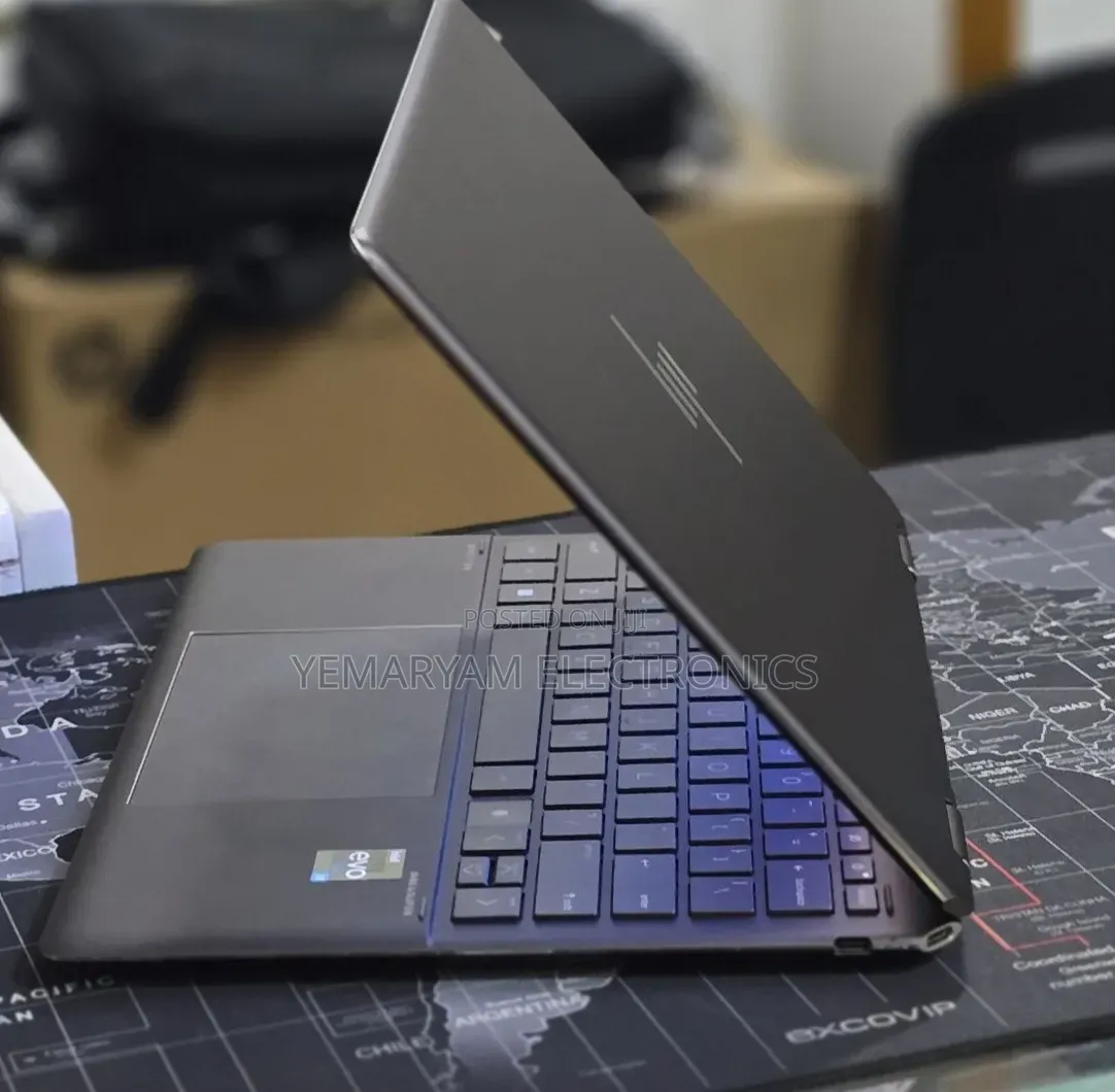 New Laptop HP Spectre X360 16GB Intel Core i7 SSD 512GB
