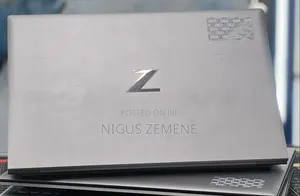 New Laptop HP ZBook Studio G8 16GB Intel Core i5 SSD 512GB