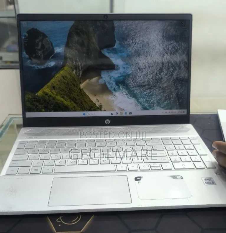 New Laptop HP Pavilion 15 16GB Intel Core i5 SSD 512GB