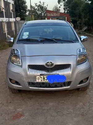 Toyota Yaris 2009 Silver