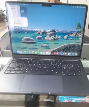 New Laptop Apple MacBook Air 2024 M3 24GB Apple M3 SSD 512GB