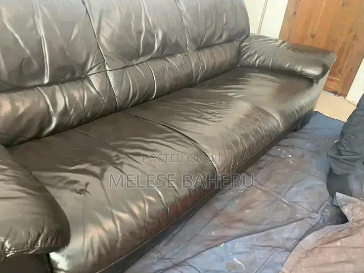 Sofa Repair, Restoration & Reupholstery Service