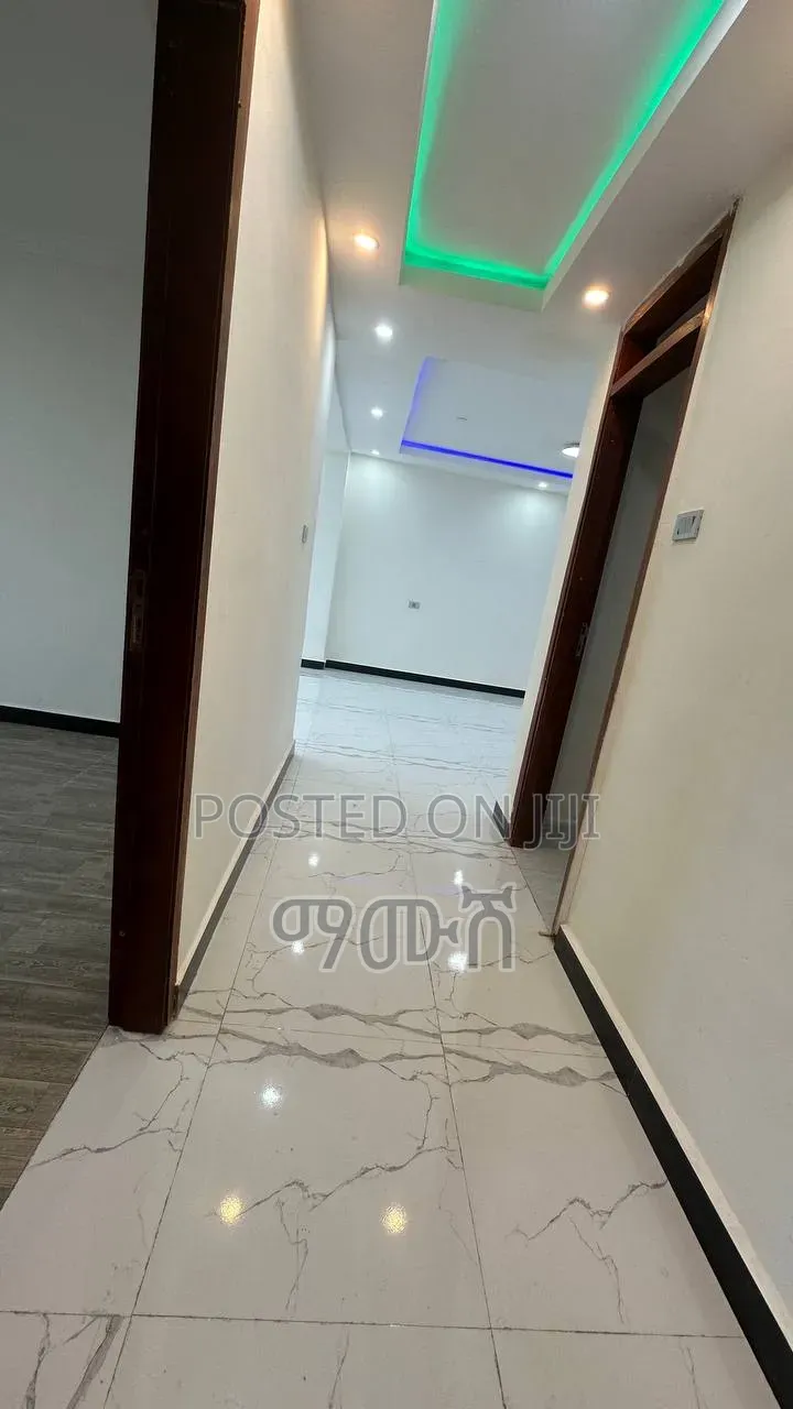 Furnished 3bdrm Condo in ቦሌ አራብሳ ኮንዶሚኒየም, Bole for sale