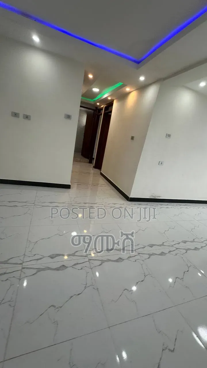 Furnished 3bdrm Condo in ቦሌ አራብሳ ኮንዶሚኒየም, Bole for sale