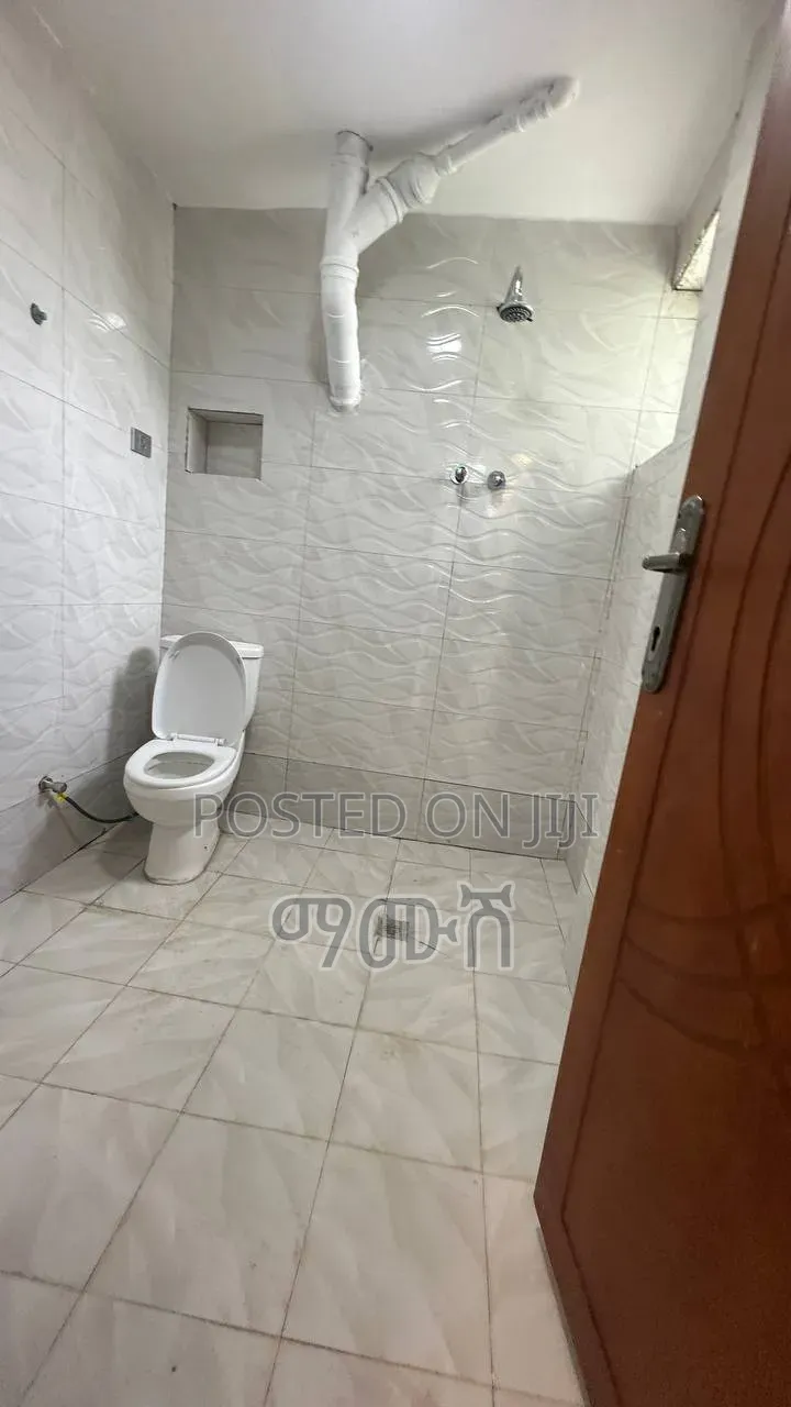 Furnished 3bdrm Condo in ቦሌ አራብሳ ኮንዶሚኒየም, Bole for sale