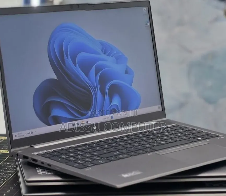 New Laptop HP ZBook 15 16GB Intel Core i5 SSD 512GB