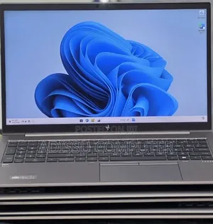 New Laptop HP ZBook 15 16GB Intel Core i5 SSD 512GB