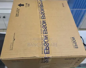 Epson Projector BRAND NEW With Cartoon Model Name: EB-E01 Hard