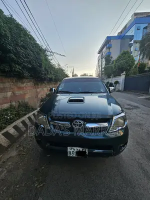 Toyota Hilux 2007 Green