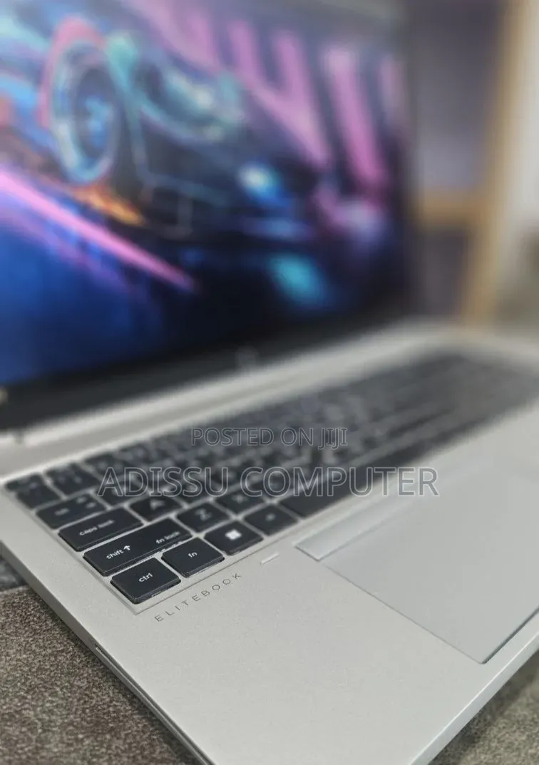 New Laptop HP EliteBook 850 G8 16GB Intel Core i7 SSD 512GB