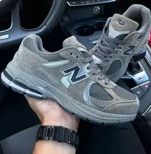 New Balance 2002R Retro Grey Men | New Arrival | Sizes 40, 41, 42, 43