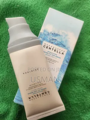 SKIN1004 Madagascar Centella Hyalu-Cica Water-Fit Sun S