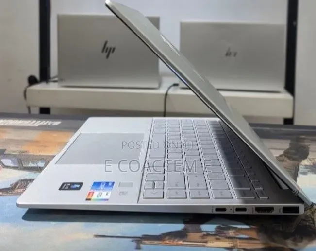 New Laptop HP 14S 16GB Intel Core i5 SSD 1T
