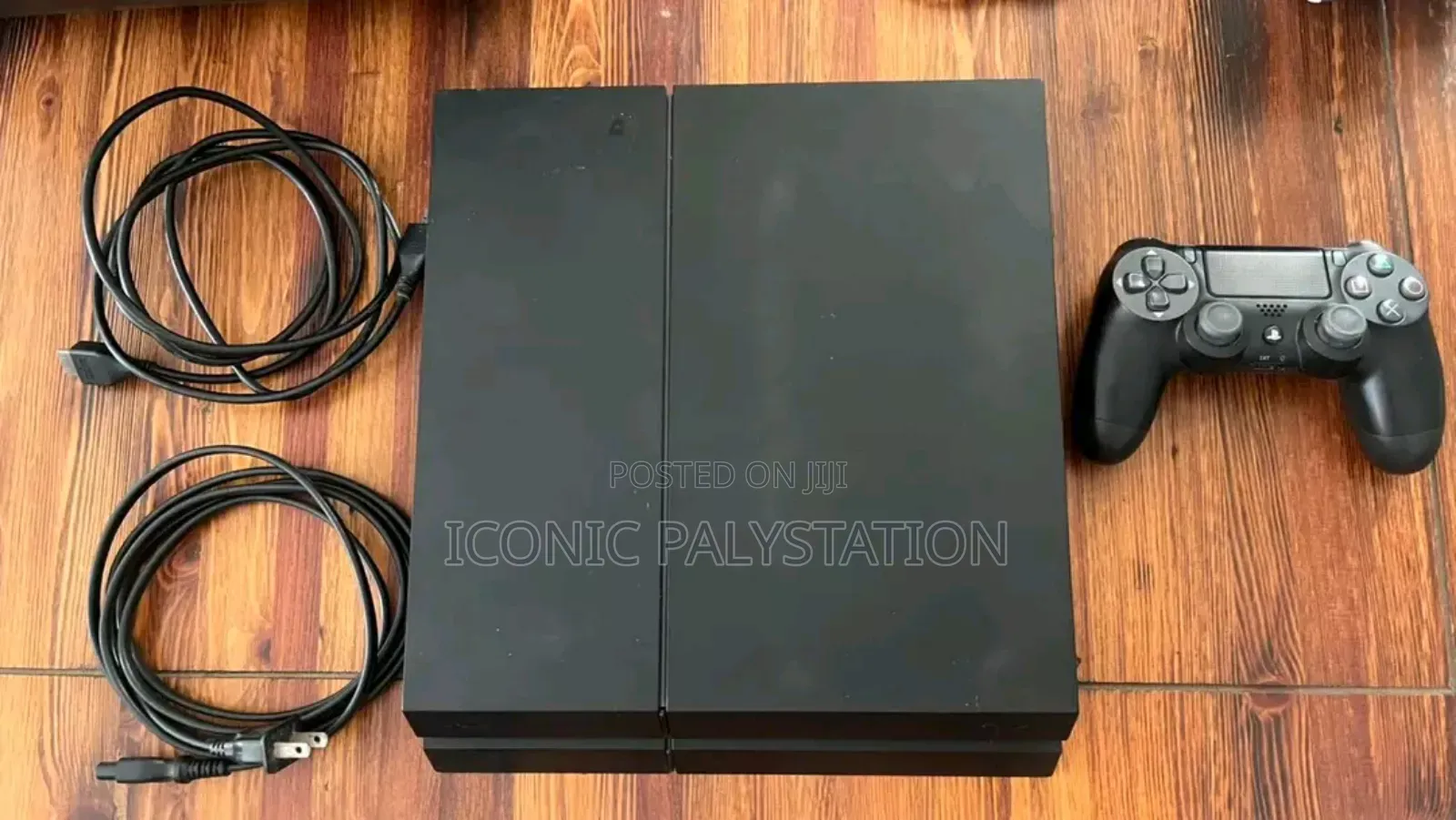 Iconic Palystation 4 Fat With Two Controllers ጄልብሬክ