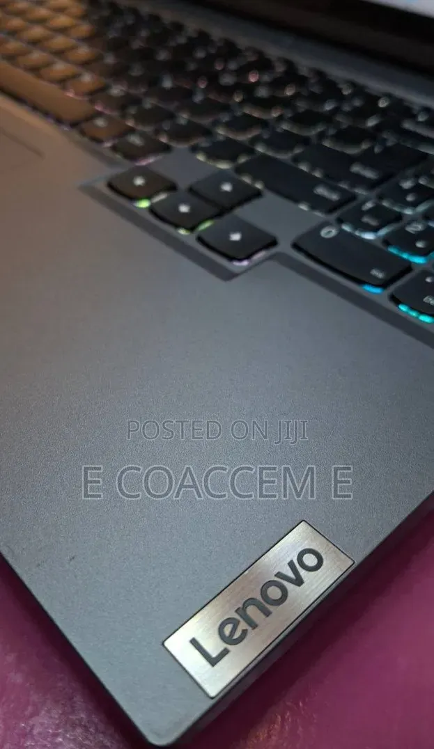 New Laptop Lenovo Legion 5 16GB AMD Ryzen 7 SSD 512GB