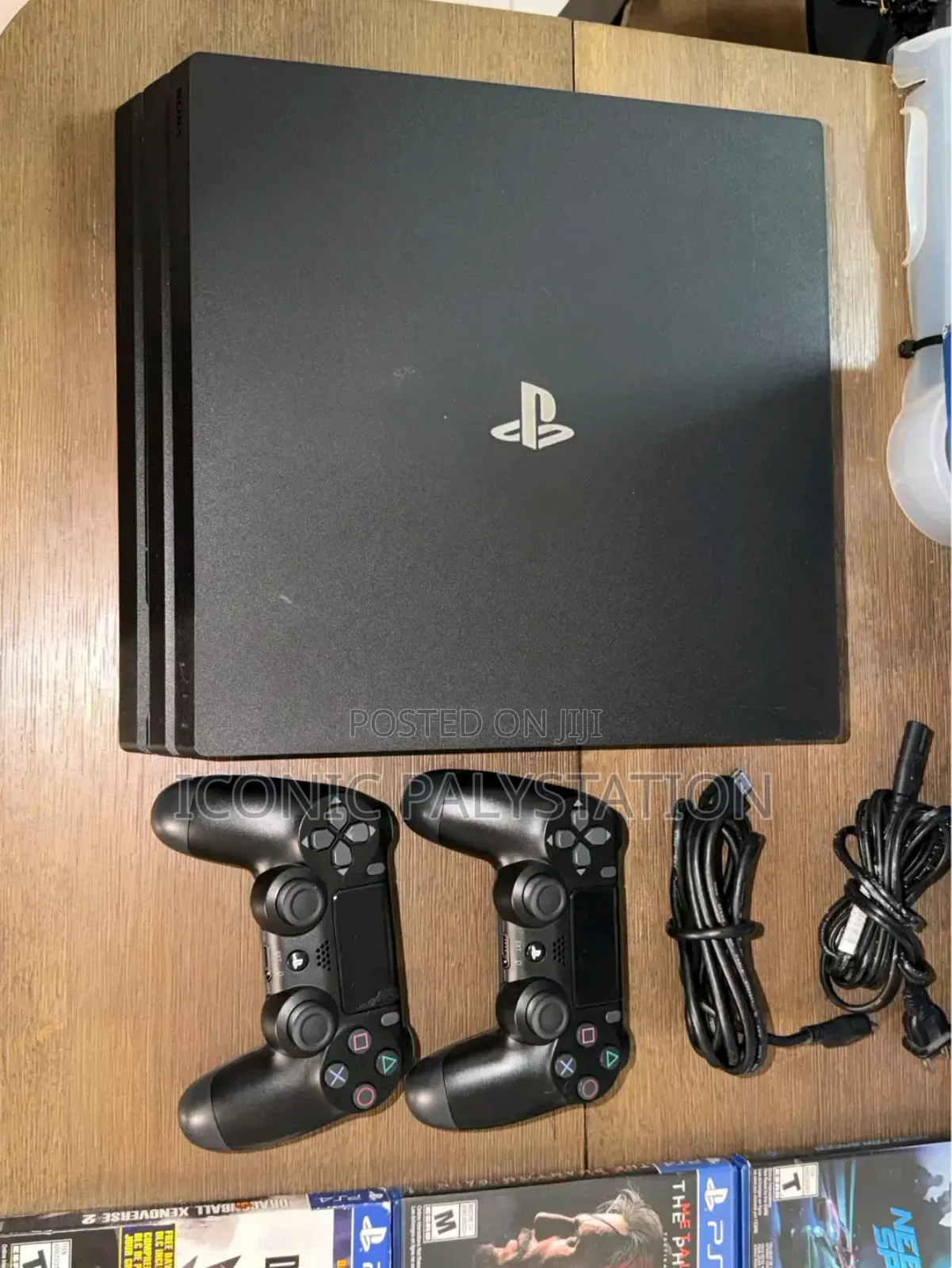 Iconic Ps4 ፕሮ ጄልብሬክ