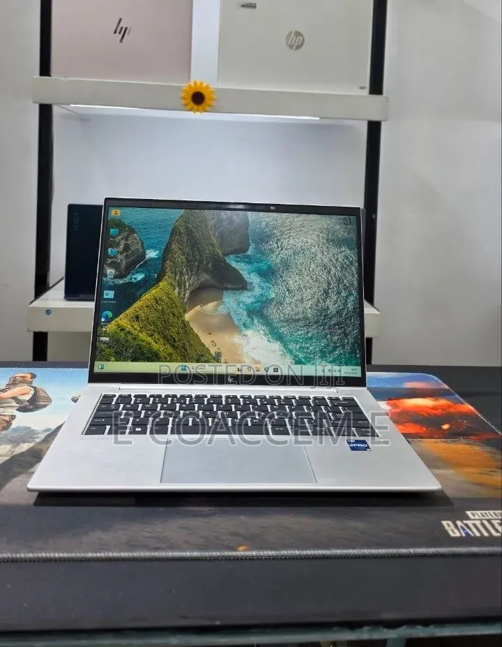 New Laptop HP EliteBook 840 G9 16GB Intel Core i7 SSD 512GB