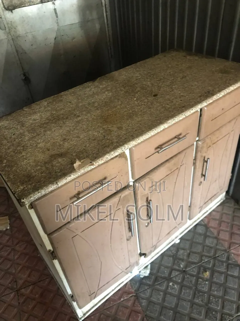 Kitchen Cabinet