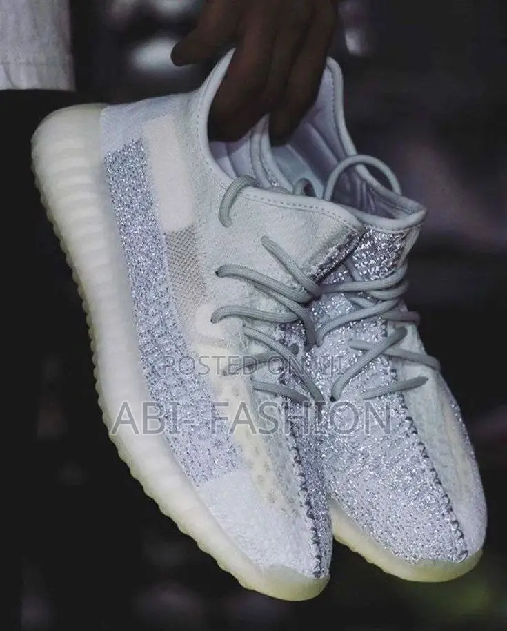 Adidas Yeezy 350 – New Arrival Sizes: 40, 41, 42, 43, 44