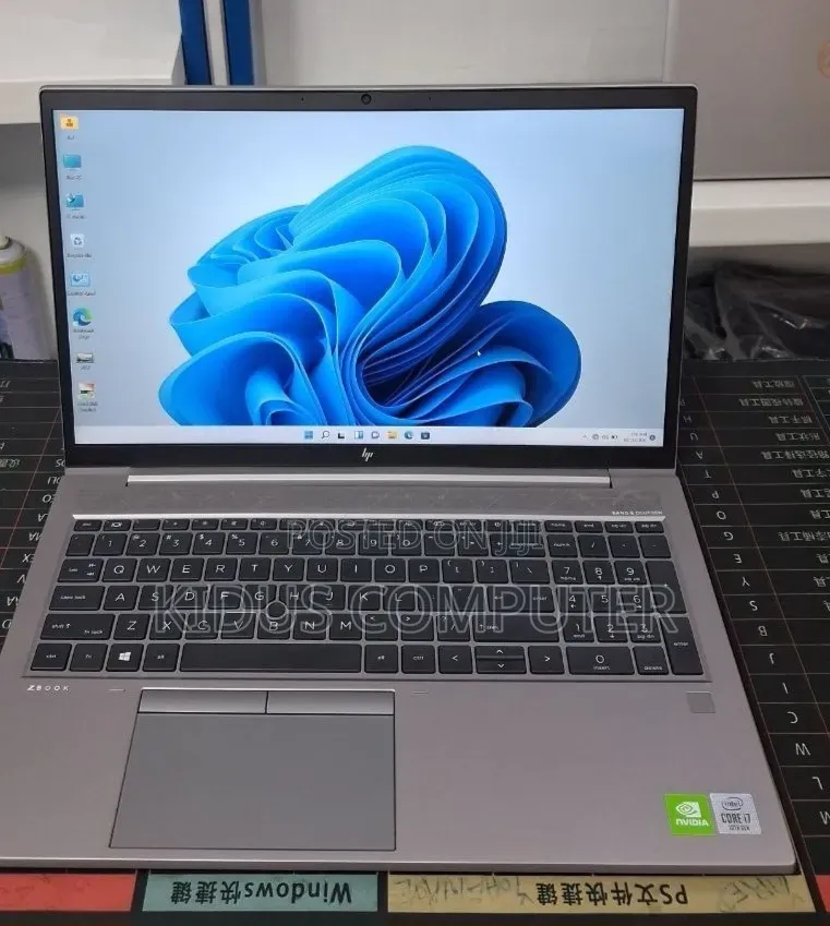 New Laptop HP ZBook Studio 16GB Intel Core i7 SSD 512GB