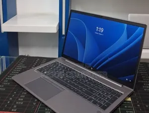 New Laptop HP ZBook Studio 16GB Intel Core i7 SSD 512GB