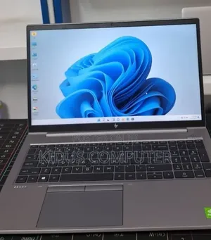 New Laptop HP ZBook Studio 16GB Intel Core i7 SSD 512GB