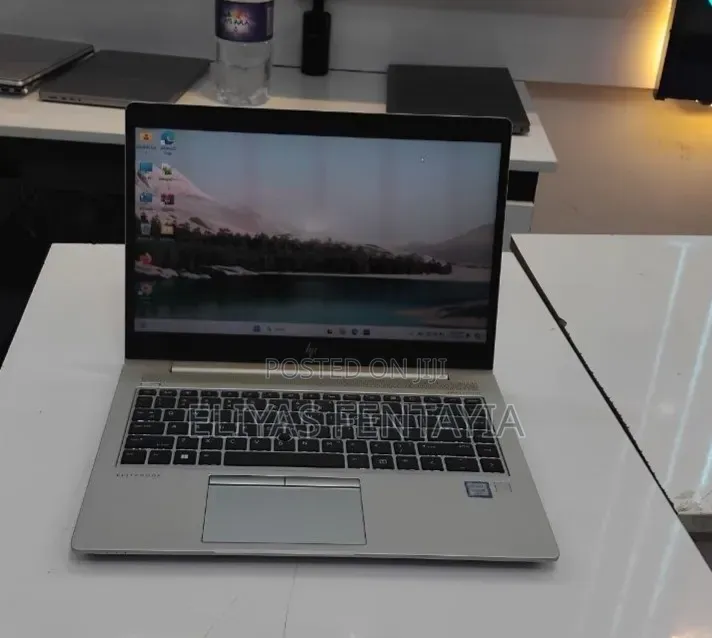 New Laptop HP EliteBook 840 G5 8GB Intel Core Ultra 7 SSD 512GB