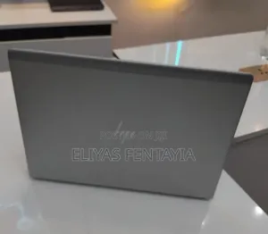 New Laptop HP EliteBook 840 G5 8GB Intel Core Ultra 7 SSD 512GB